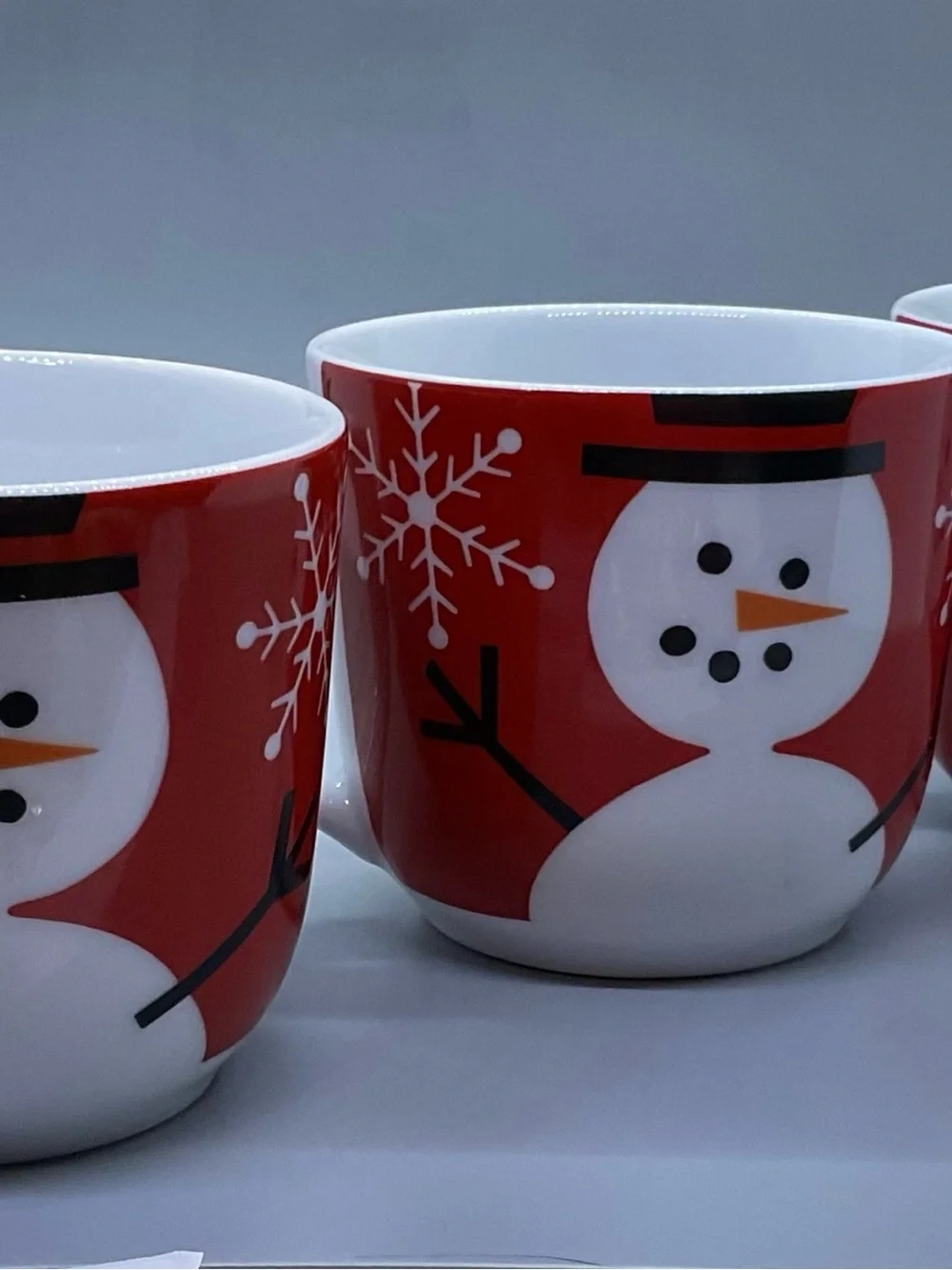 Crate & Barrel Coffee/Tea Mug Set of 3 Holiday NWOT